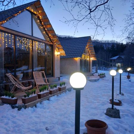 Kazbegi Cottages Qabarjina Luaran gambar